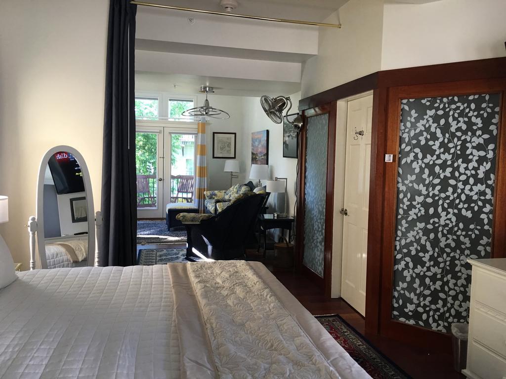 Camden Riverhouse Hotel And Inn Esterno foto