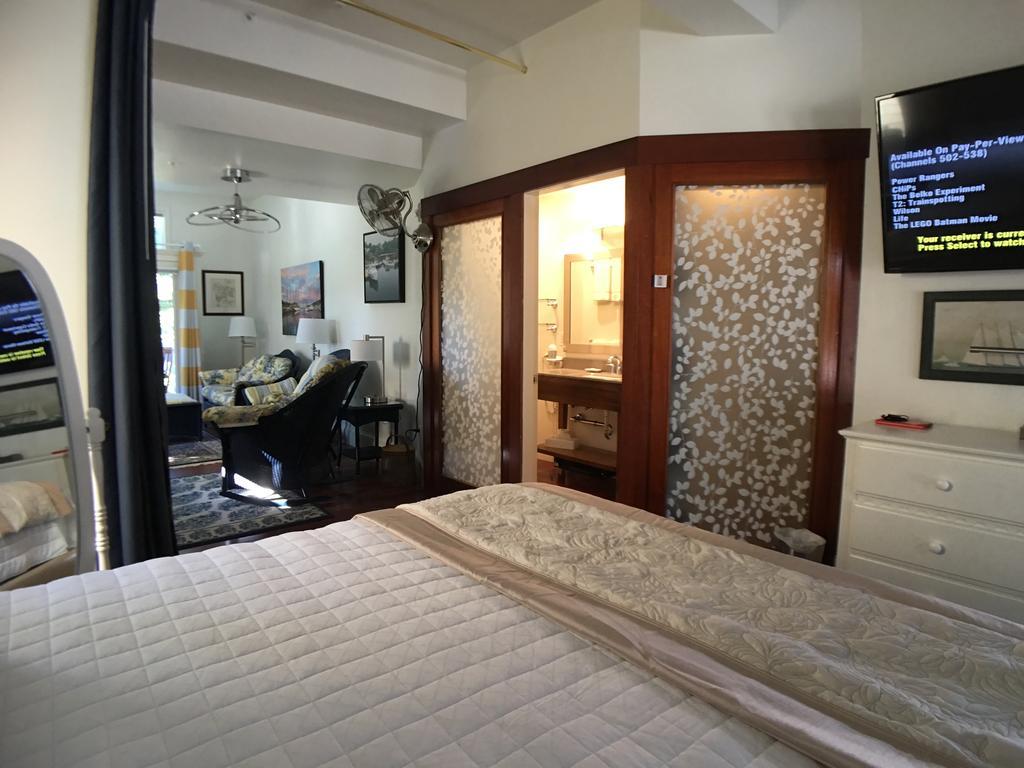 Camden Riverhouse Hotel And Inn Esterno foto